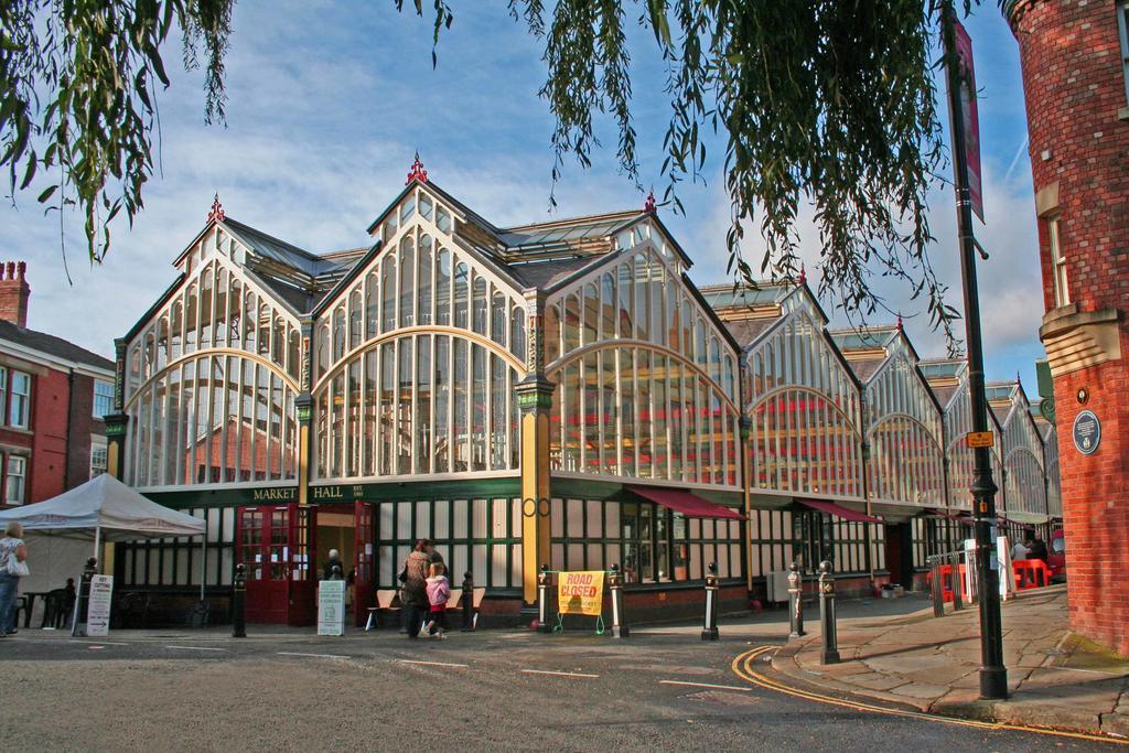 The Salford Apartment Стокпорт Екстериор снимка