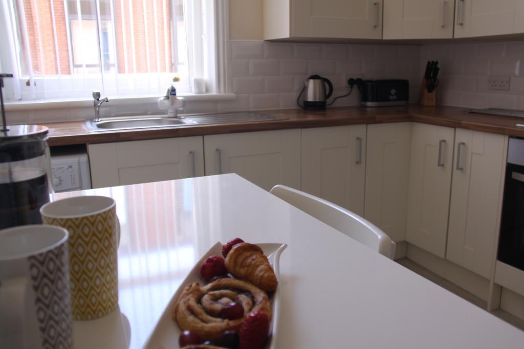 The Salford Apartment Стокпорт Екстериор снимка